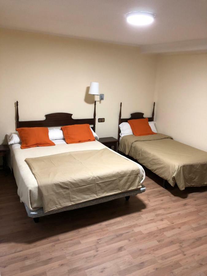 Hostal Di Verena Пучсарда Екстер'єр фото