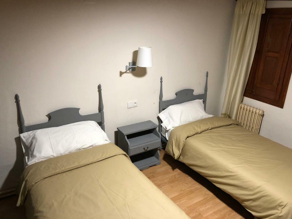 Hostal Di Verena Пучсарда Екстер'єр фото