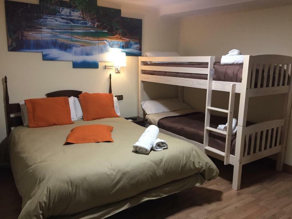 Hostal Di Verena Пучсарда Екстер'єр фото