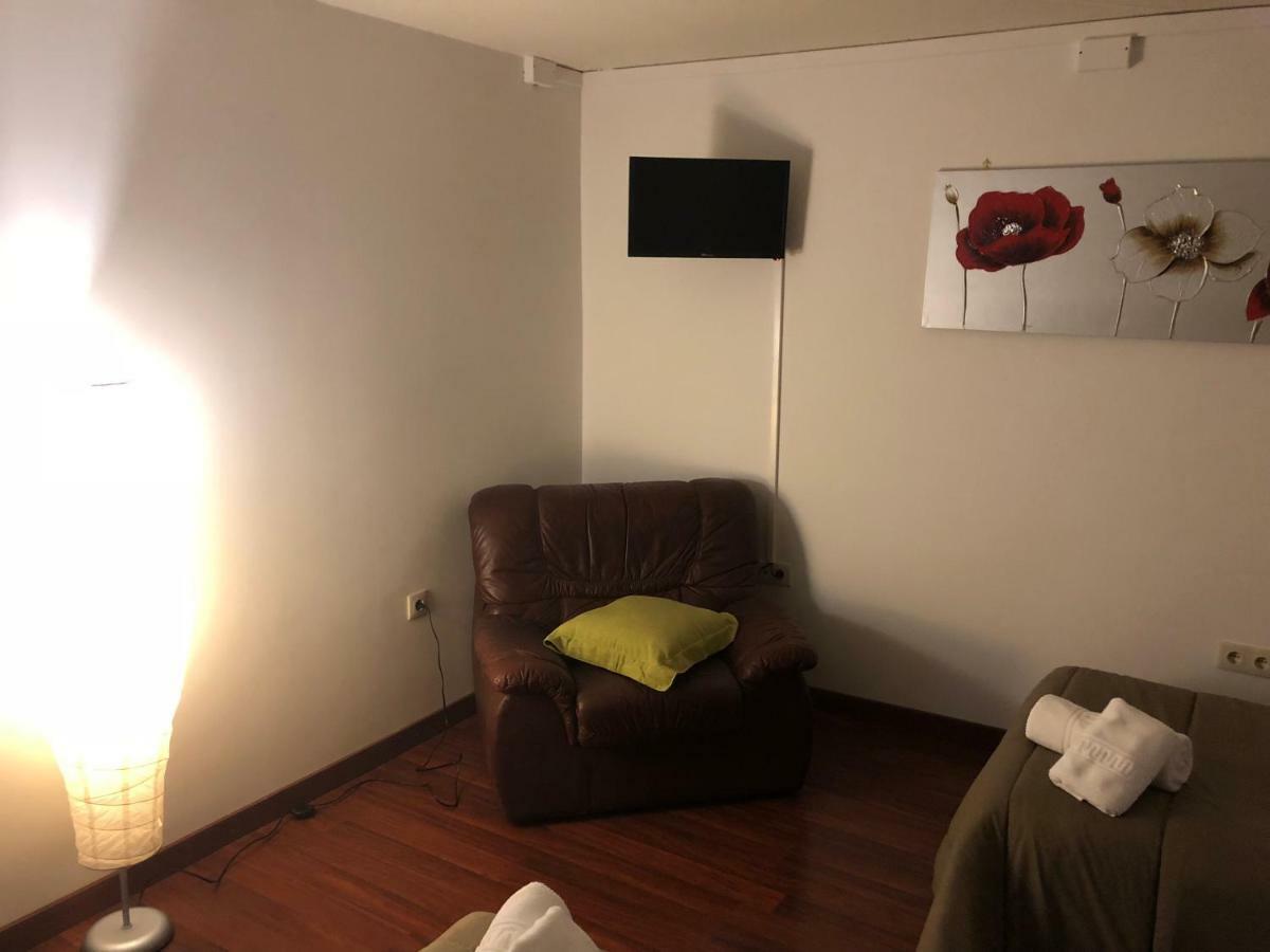Hostal Di Verena Пучсарда Екстер'єр фото