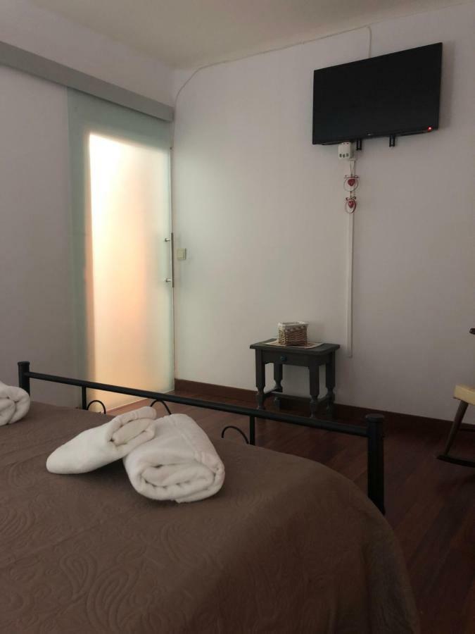 Hostal Di Verena Пучсарда Екстер'єр фото