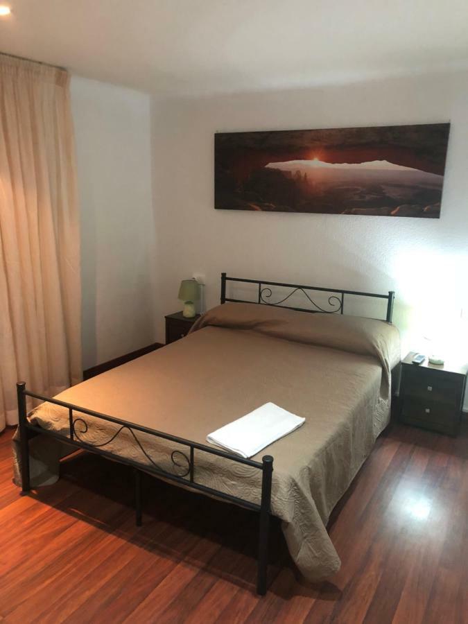 Hostal Di Verena Пучсарда Екстер'єр фото